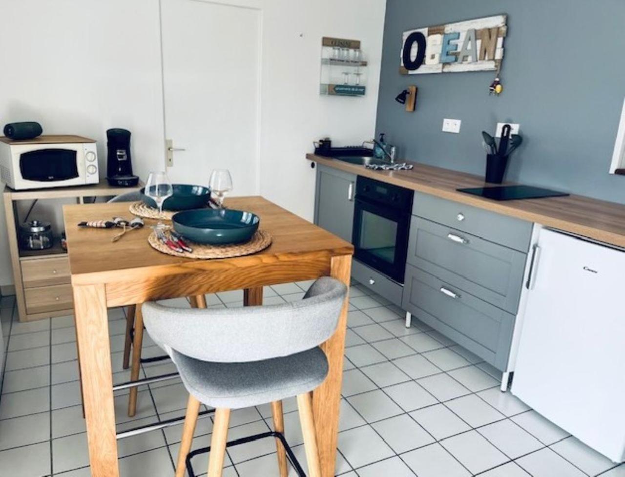Studio Au Bord Du Lac D'Eguzon Екстериор снимка